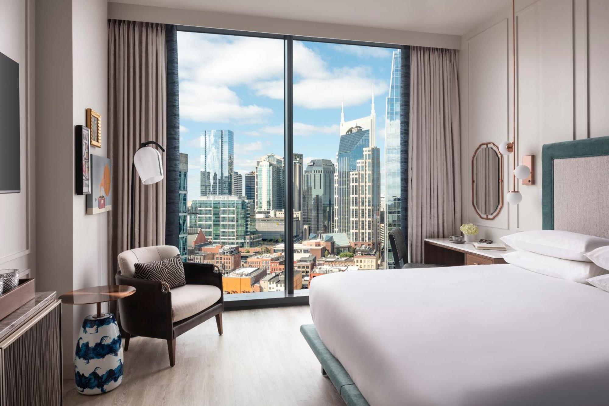 Hyatt Centric Downtown Nashville Exterior photo A guest room at the hotel